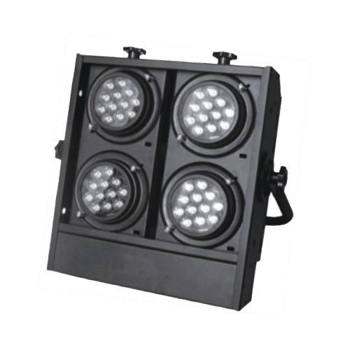 ผู้ชมนำ Dmx Blinder Light 4 ดวง Rgbw DJ Stage แสงระดับมืออาชีพ